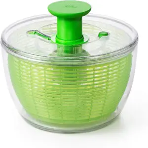 Achieving this can be challenging, but it becomes effortless with the OXO Good Grips Salad Spinner in Green Large.