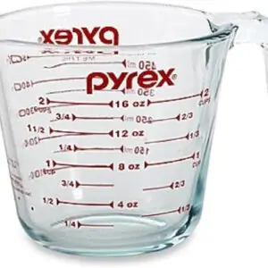 That's where the Pyrex Prepware 6001075 Glass Measuring Cup Set steps in, offering a blend of durability, functionality, and style.