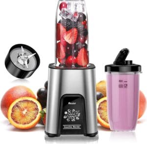 The VVEWIOR 900W Blender for Smoothies and Shakes is designed to help you effortlessly create nutritious and delicious beverages.