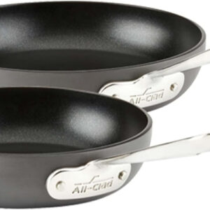 The All-Clad HA1 Hard Anodized Nonstick Fry Pan Set is no exception. This two-piece set, featuring 8-inch and 10-inch fry pans, offers superior performance, durability, and style, making it a must-have for any kitchen.